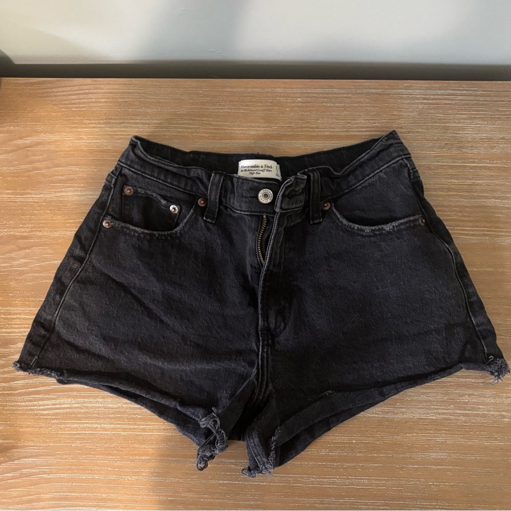 Abercrombie & Fitch Curve Love High-Rise 90s Cutoff Short